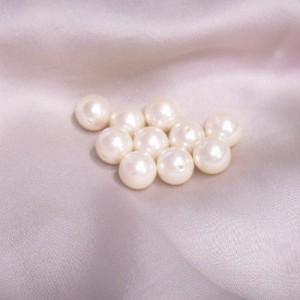 プラスチックパール