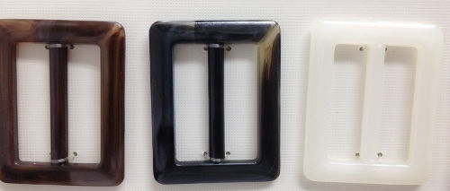 ポリエステルバックル